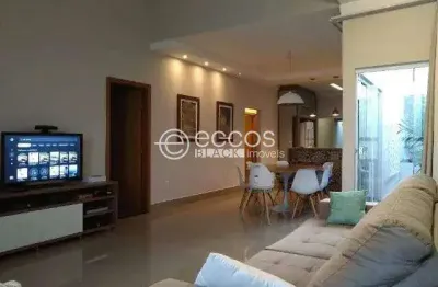 Casa em condomínio à venda, 4 quartos, 1 suíte, jardim holanda - uberlândia/mg