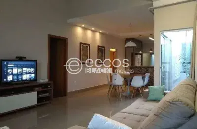 Casa em condomínio à venda, 4 quartos, 1 suíte, jardim holanda - uberlândia/mg