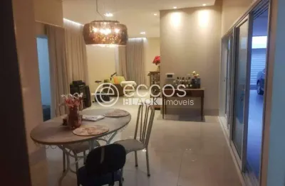 Casa à venda, 3 quartos, 3 suítes, segismundo pereira - uberlândia/mg