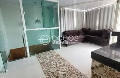 Apartamento à venda, 3 quartos, 1 suíte, 2 vagas, santa maria - uberlândia/mg