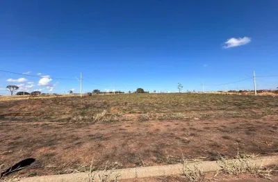 Terreno à venda na Rua Dimas Ferreira de Souza, 106, Residencial Fruta do Conde, Uberlândia