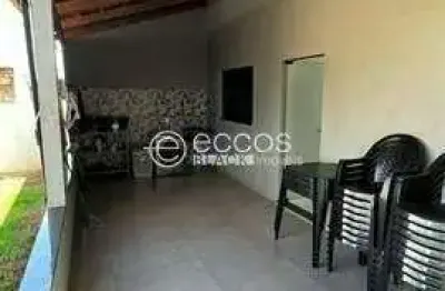 Casa à venda, 2 quartos, 1 suíte, 2 vagas, jardim brasília - uberlândia/mg