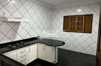 Casa à venda, 3 quartos, 1 suíte, 2 vagas, jardim patrícia - uberlândia/mg