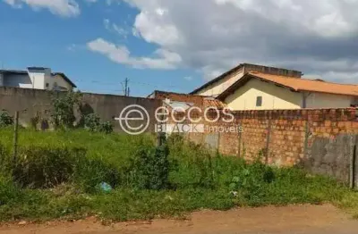 Terreno à venda na Rua Recife, 67, Beatriz, Araguari