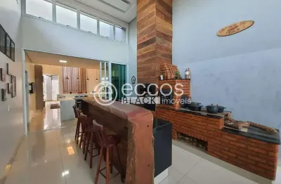 Casa à venda, 3 quartos, 1 suíte, 4 vagas, minas gerais - uberlândia/mg