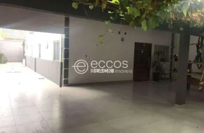 Casa à venda, 3 quartos, 1 suíte, 2 vagas, jardim europa - uberlândia/mg