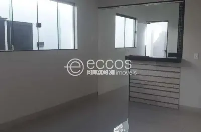 Casa à venda, 3 quartos, 1 suíte, 2 vagas, segismundo pereira - uberlândia/mg