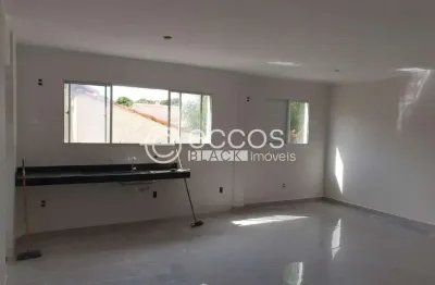 Apartamento à venda, 3 quartos, 1 suíte, 2 vagas, dona zulmira - uberlândia/mg