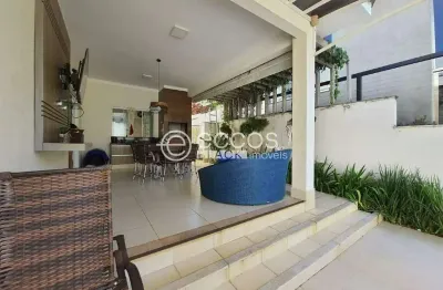 Casa em condomínio à venda, 4 quartos, 4 suítes, 2 vagas, nova uberlândia - uberlândia/mg