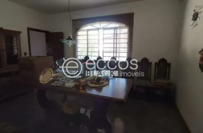 Casa à venda, 3 quartos, 1 suíte, 2 vagas, vigilato pereira - uberlândia/mg
