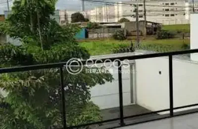 Casa à venda, 2 quartos, 1 suíte, 4 vagas, portal do vale - uberlândia/mg