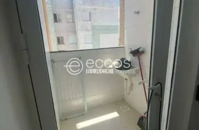 Apartamento à venda, 2 quartos, 1 suíte, 1 vaga, jardim califórnia - uberlândia/mg