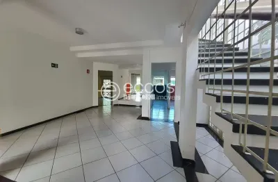 Casa à venda, 6 quartos, 2 suítes, 6 vagas, vigilato pereira - uberlândia/mg