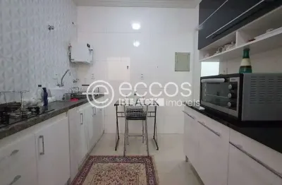Apartamento à venda, 3 quartos, 1 suíte, 1 vaga, saraiva - uberlândia/mg