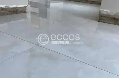 Casa à venda, 3 quartos, 3 suítes, 2 vagas, alto umuarama - uberlândia/mg