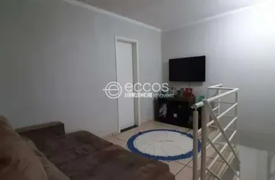 Cobertura à venda, 3 quartos, 1 suíte, 1 vaga, jardim finotti - uberlândia/mg
