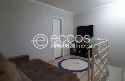 Cobertura à venda, 3 quartos, 1 suíte, 1 vaga, jardim finotti - uberlândia/mg