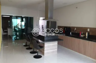 Casa à venda, 3 quartos, 1 suíte, 2 vagas, minas gerais - uberlândia/mg