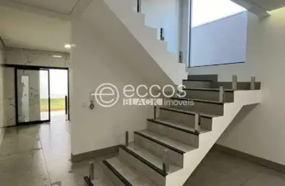 Casa à venda, 3 quartos, 1 suíte, 2 vagas, santa mônica - uberlândia/mg