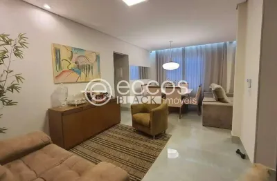 Casa à venda, 3 quartos, 1 suíte, 5 vagas, jaraguá - uberlândia/mg