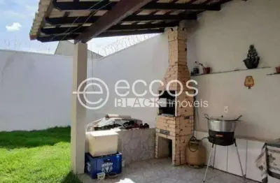 Casa à venda, 4 quartos, 1 suíte, 2 vagas, jardim veneza - uberlândia/mg