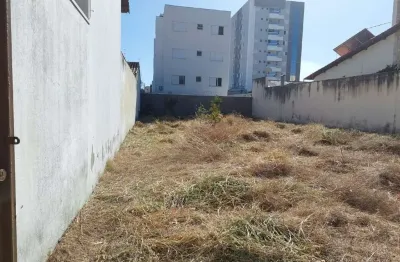 Terreno à venda na Rua Sebastião Rangel, 1156, Santa Mônica, Uberlândia