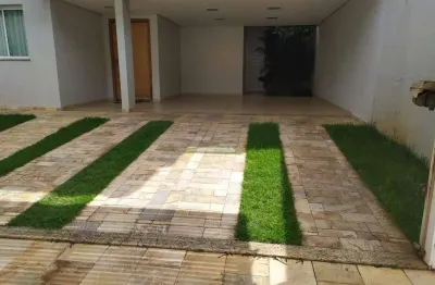 Casa à venda, 4 quartos, 4 suítes, 4 vagas, santa mônica - uberlândia/mg