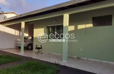 Casa à venda, 3 quartos, 1 suíte, 2 vagas, cidade jardim - uberlândia/mg