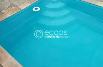 Casa à venda, 3 quartos, 2 vagas, jardim califórnia - uberlândia/mg