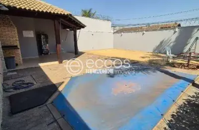 Casa em condomínio à venda, 3 quartos, 1 suíte, 2 vagas, alto umuarama - uberlândia/mg