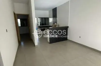 Casa à venda, 3 quartos, 1 suíte, 2 vagas, novo mundo - uberlândia/mg