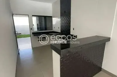 Casa à venda, 3 quartos, 1 suíte, 2 vagas, Novo Mundo - Uberlândia/MG