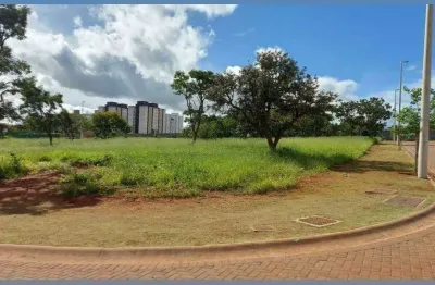 Terreno à venda na Avenida Vereador Carlito Cordeiro, 2967, Laranjeiras, Uberlândia