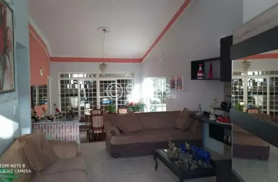 Casa à venda, 3 quartos, 1 suíte, 5 vagas, jardim colina - uberlândia/mg