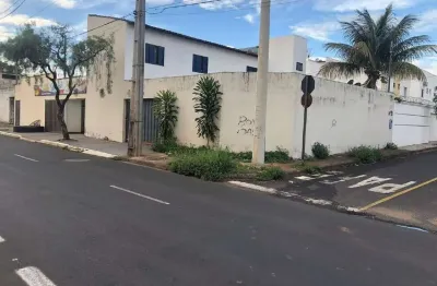 Terreno à venda na Rua Olegário Maciel, 2617, Vigilato Pereira, Uberlândia