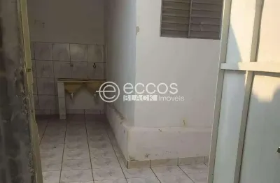 Terreno à venda na Avenida Bélgica, 727, Tibery, Uberlândia