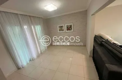 Casa à venda, 3 quartos, 1 suíte, 3 vagas, residencial gramado - uberlândia/mg