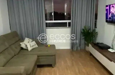 Apartamento à venda, 2 quartos, 1 suíte, 2 vagas, jardim patrícia - uberlândia/mg