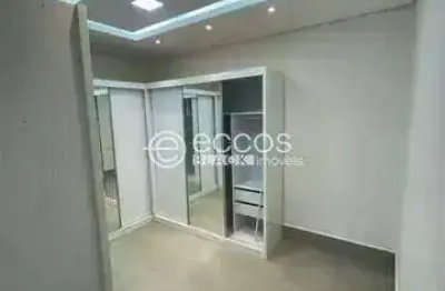 Casa à venda, 3 quartos, 1 suíte, 2 vagas, presidente roosevelt - uberlândia/mg