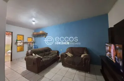 Casa à venda, 3 quartos, 1 suíte, 2 vagas, mansour - uberlândia/mg