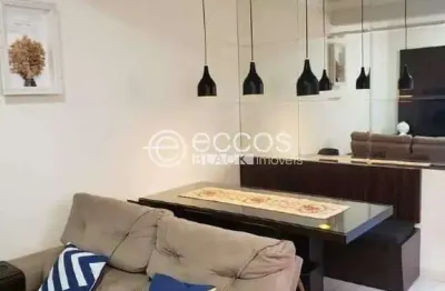Apartamento à venda, 2 quartos, 1 suíte, 1 vaga, Buritis - Uberlândia/MG