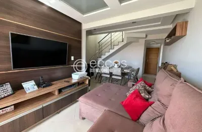 Cobertura para aluguel, 4 quartos, 2 suítes, 2 vagas, santa mônica - uberlândia/mg