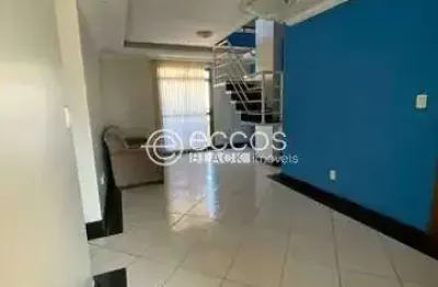 Cobertura à venda, 4 quartos, 2 suítes, 2 vagas, brasil - uberlândia/mg