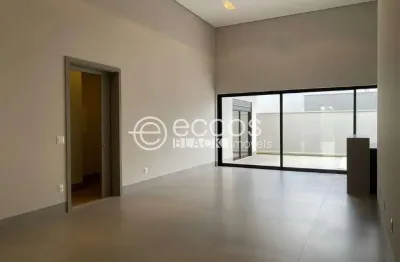 Casa em condomínio à venda, 3 quartos, 3 suítes, 2 vagas, laranjeiras - uberlândia/mg