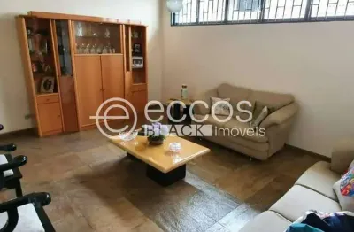 Casa à venda, 4 quartos, 2 suítes, 2 vagas, lídice - uberlândia/mg