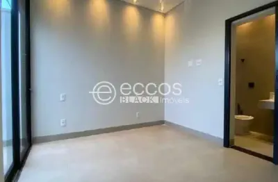 Casa à venda, 3 quartos, 3 suítes, 2 vagas, interlagos 3 - araguari/mg