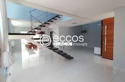 Casa para aluguel, 3 quartos, 3 suítes, 3 vagas, alto umuarama - uberlândia/mg