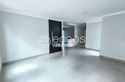 Casa à venda, 3 quartos, 1 suíte, 2 vagas, cidade jardim - uberlândia/mg