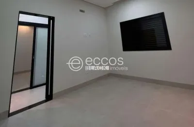 Casa à venda, 3 quartos, 3 suítes, 3 vagas, laranjeiras - uberlândia/mg