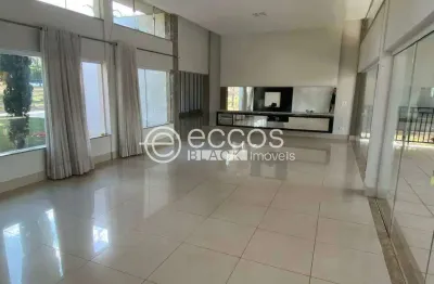 Casa em condomínio à venda, 5 quartos, 2 suítes, 4 vagas, tocantins - uberlândia/mg